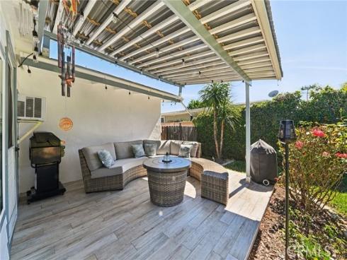 13631 Richardson Way, Westminster, CA