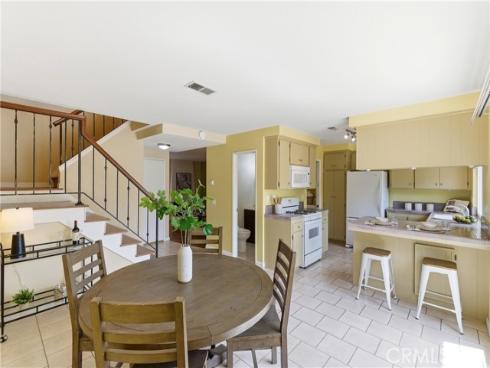 5021 Vauxhall Road, Westminster, CA