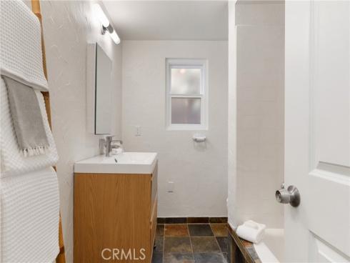 5642 Meinhardt , Westminster, CA