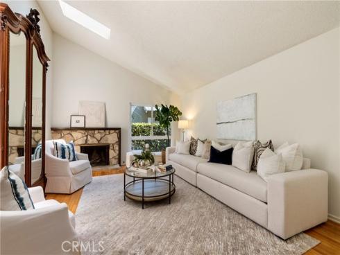 5642 Meinhardt , Westminster, CA