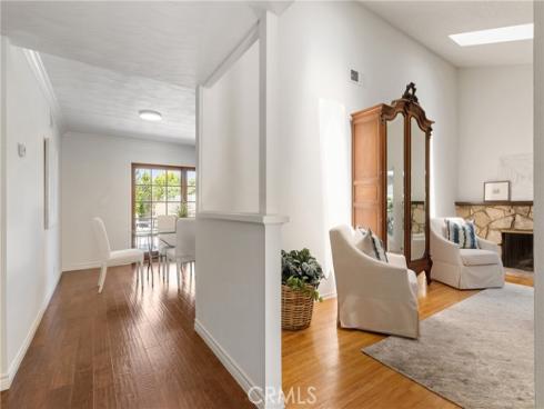 5642 Meinhardt , Westminster, CA