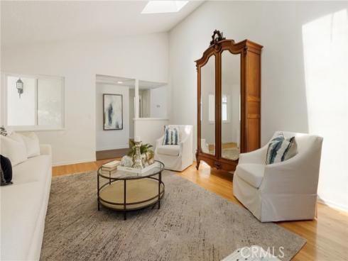 5642 Meinhardt , Westminster, CA