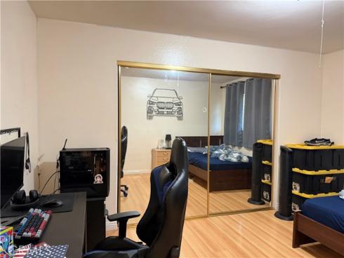 8952  Barcelona  , Westminster, CA