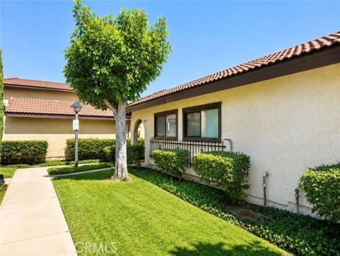 8952  Barcelona  , Westminster, CA