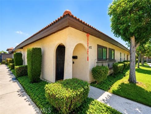 8952  Barcelona  , Westminster, CA