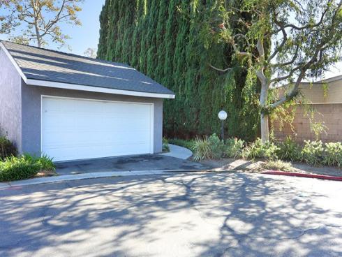 6112  Hefley  49  Street, Westminster, CA