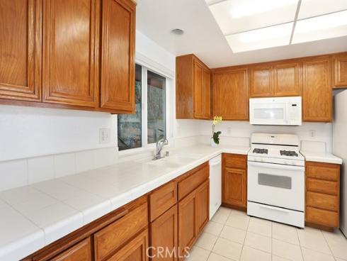 6112  Hefley  49  Street, Westminster, CA