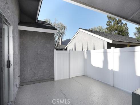 6112  Hefley  49  Street, Westminster, CA