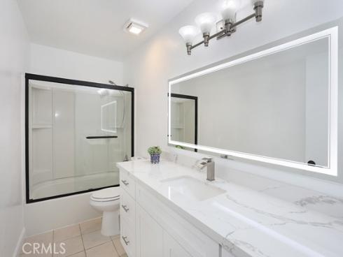 6112  Hefley  49  Street, Westminster, CA