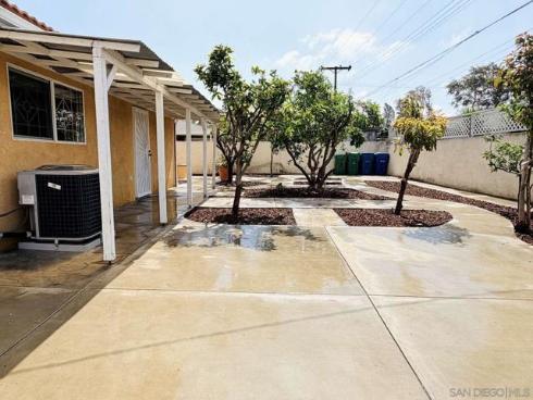 8962  Elvira  , Westminster, CA