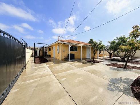 8962  Elvira  , Westminster, CA