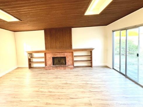 16280  Mercury  , Westminster, CA