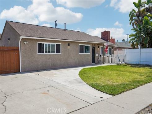 6412  Shawnee  , Westminster, CA