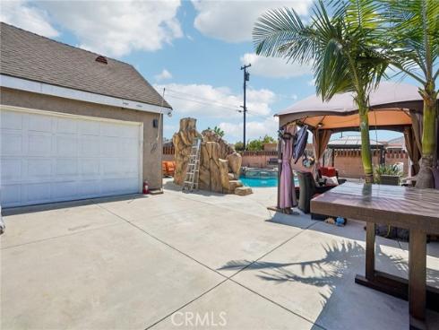 6412  Shawnee  , Westminster, CA