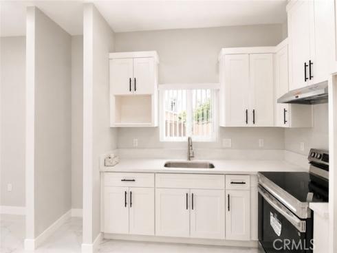 9440 Mcfadden , Westminster, CA