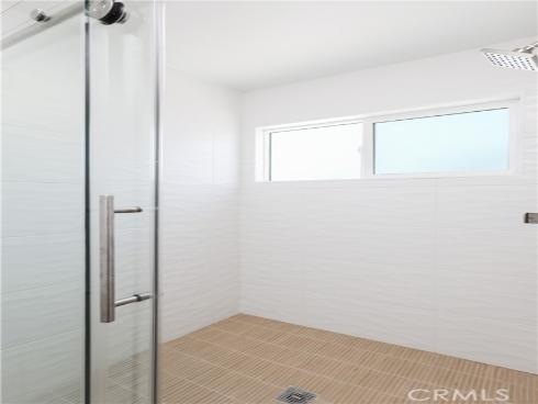 13631 University , Westminster, CA