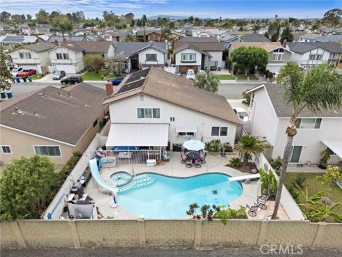 14122  Uxbridge   Street, Westminster, CA