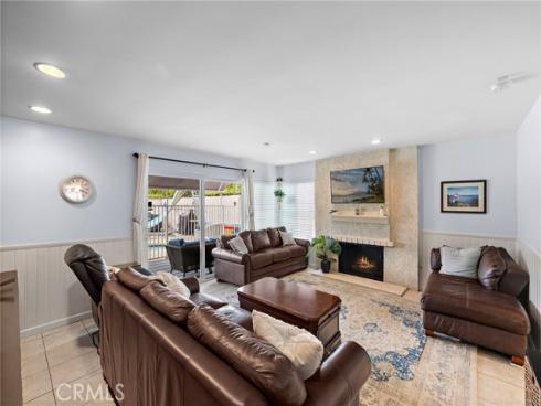 14122  Uxbridge   Street, Westminster, CA