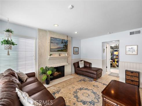 14122  Uxbridge   Street, Westminster, CA