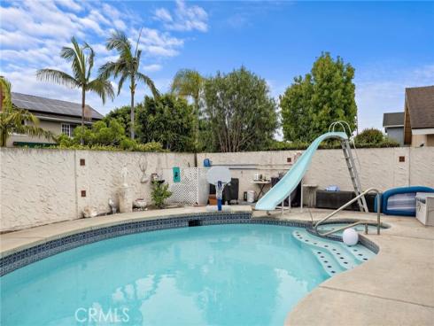 14122  Uxbridge   Street, Westminster, CA