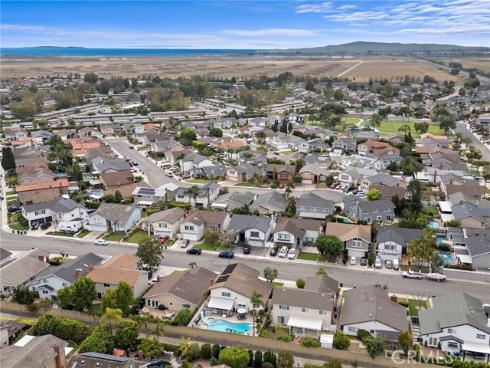 14122  Uxbridge   Street, Westminster, CA