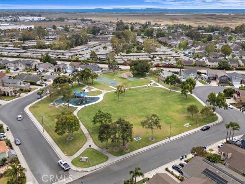 14122  Uxbridge   Street, Westminster, CA