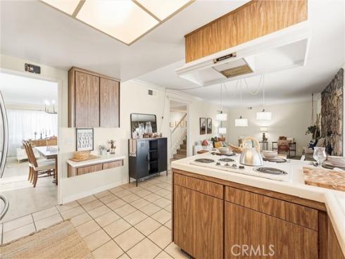 8821  Tamarisk  , Westminster, CA