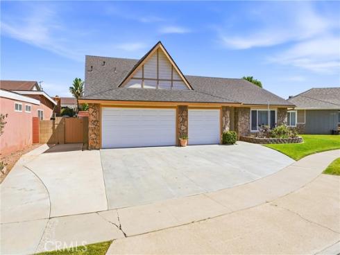 8821  Tamarisk  , Westminster, CA