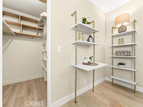 8821  Tamarisk  , Westminster, CA