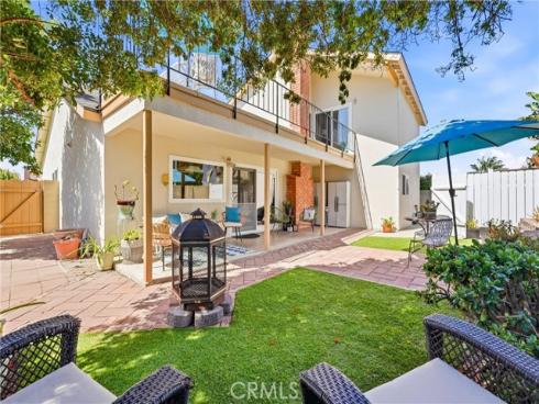 8821  Tamarisk  , Westminster, CA