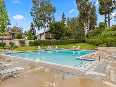 6431  New Gate  , Yorba Linda, CA