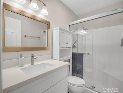 6537 Shady Gate 18 , Yorba Linda, CA