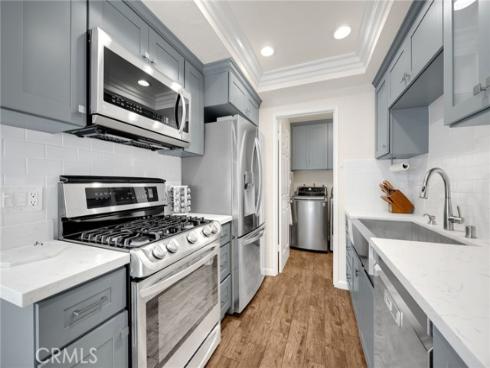6537 Shady Gate 18 , Yorba Linda, CA