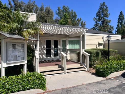 5706  Old Village  207  Road, Yorba Linda, CA