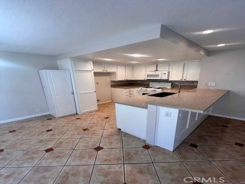 5706  Old Village  207  Road, Yorba Linda, CA