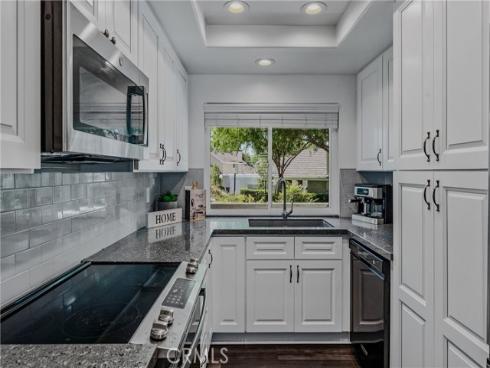 21116 Via Portola 24