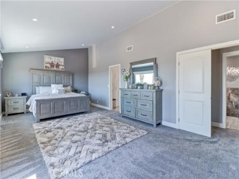 5851  Walnut Creek  , Yorba Linda, CA