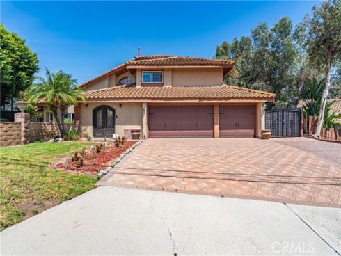 6000  Highland  , Yorba Linda, CA