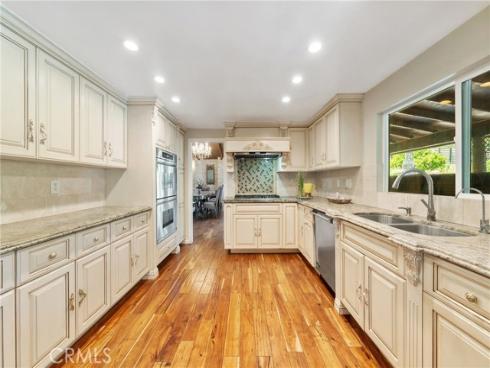 6000  Highland  , Yorba Linda, CA