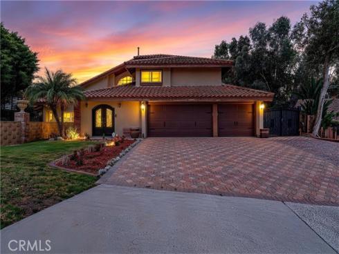 6000  Highland  , Yorba Linda, CA