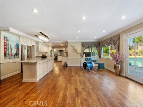 6000  Highland  , Yorba Linda, CA