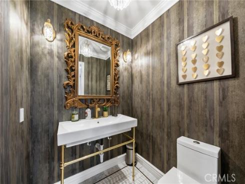 6000  Highland  , Yorba Linda, CA