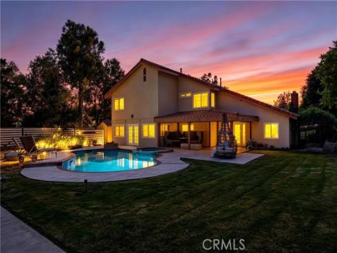 6000  Highland  , Yorba Linda, CA
