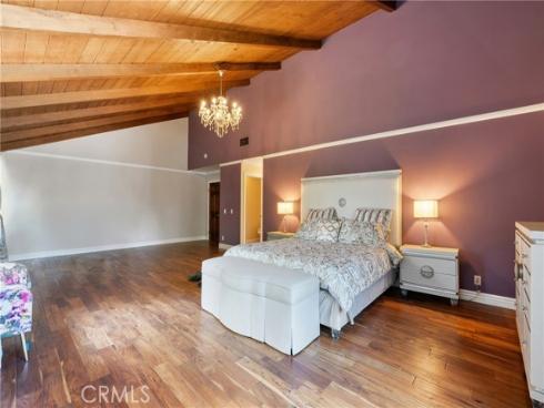 6000  Highland  , Yorba Linda, CA
