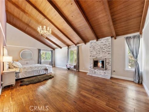 6000  Highland  , Yorba Linda, CA