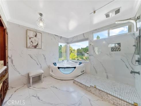 6000  Highland  , Yorba Linda, CA