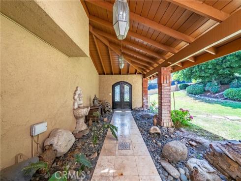 6000  Highland  , Yorba Linda, CA