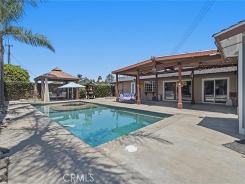 17202  La Collette   Place, Yorba Linda, CA