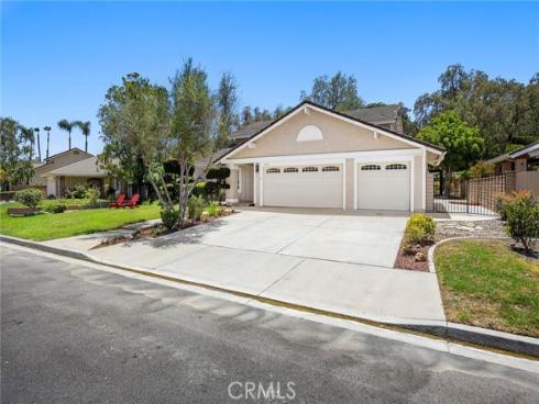 5161  Via Marcos  , Yorba Linda, CA