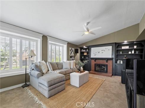 20430  Via Sonador  , Yorba Linda, CA